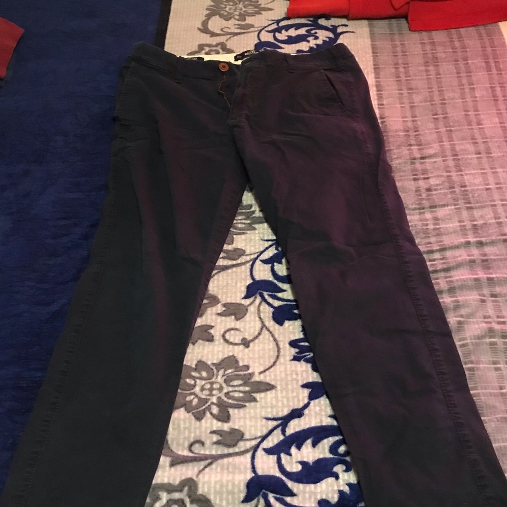 Hollister chinos